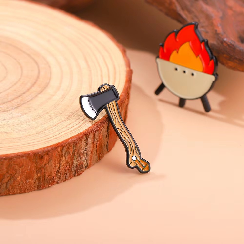 Outdoor Adventure Enamel Pins  - Outdoor Adventure Friends のレビューと価格