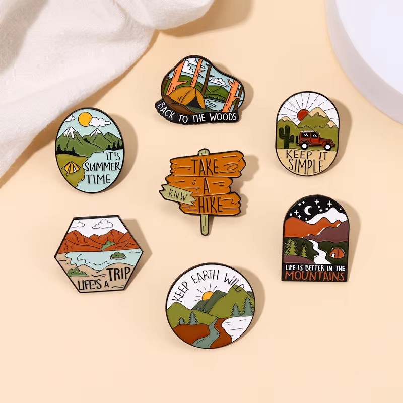 Outdoor Adventure Enamel Pins  - Outdoor Adventure Friends のレビューと価格
